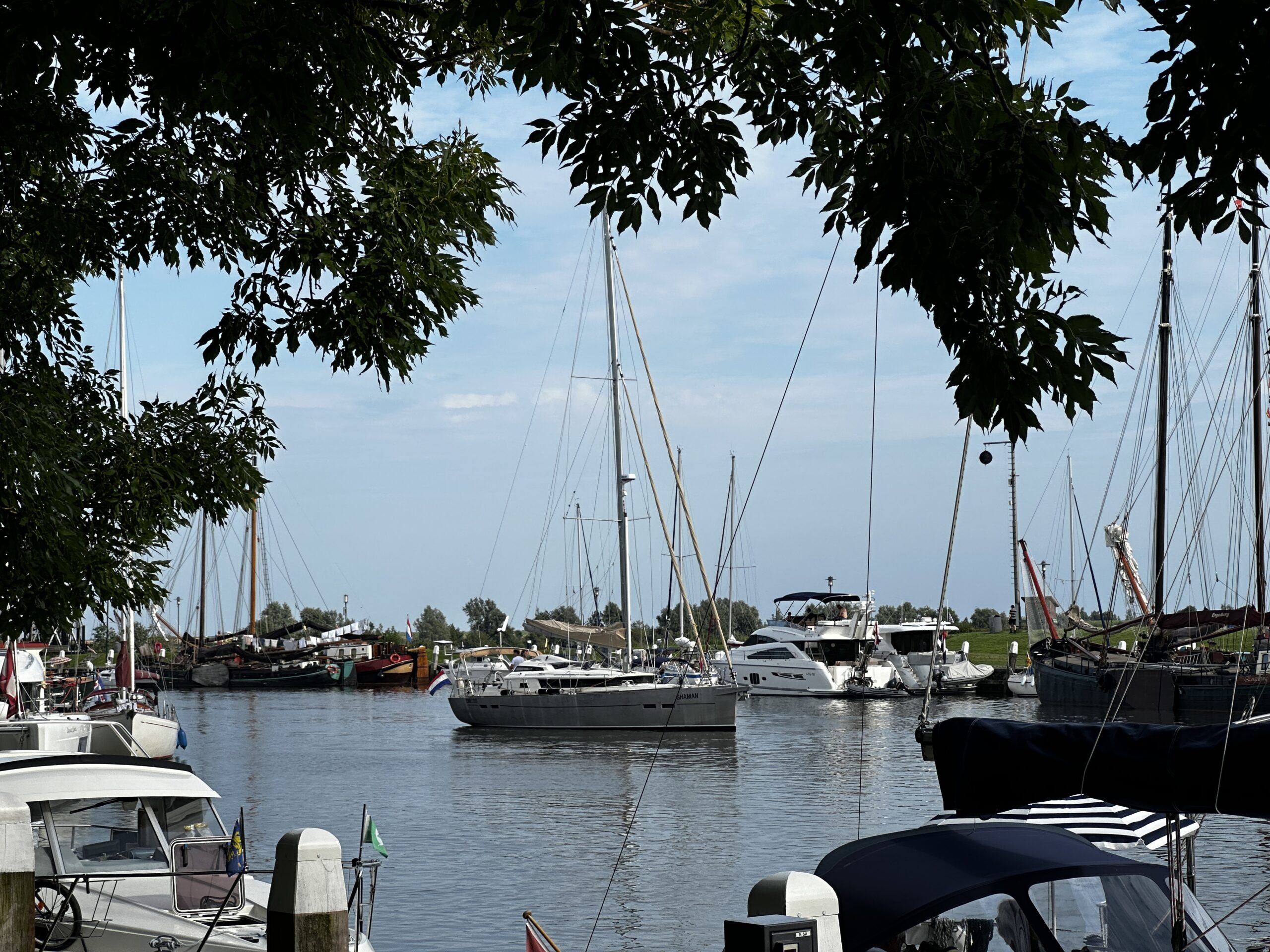 Elektrisch motorzeilen op een Garcia 45 Exploration